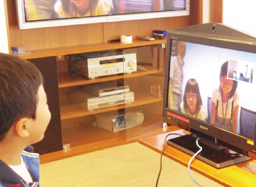 アシスト「子ども参観日」：テレビ会議1