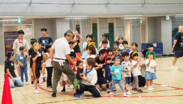 2025アシスト運動会_お菓子ゲット競争01