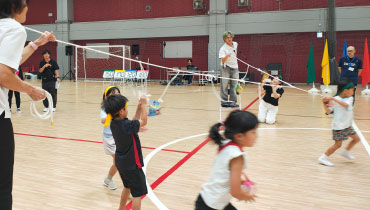 2025アシスト運動会_お菓子ゲット競争04