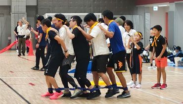 2025アシスト運動会_ムカデリレー03