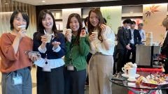 バリスタDAY画像2-カフェラテでかんぱ~い♪