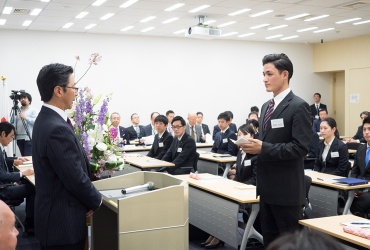 新入社員代表の挨拶