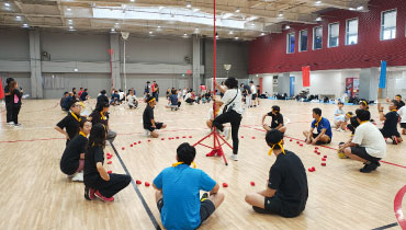 2025アシスト運動会_段違い玉入れ02