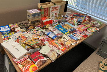 市ヶ谷本社からの支援品