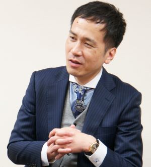 近藤氏